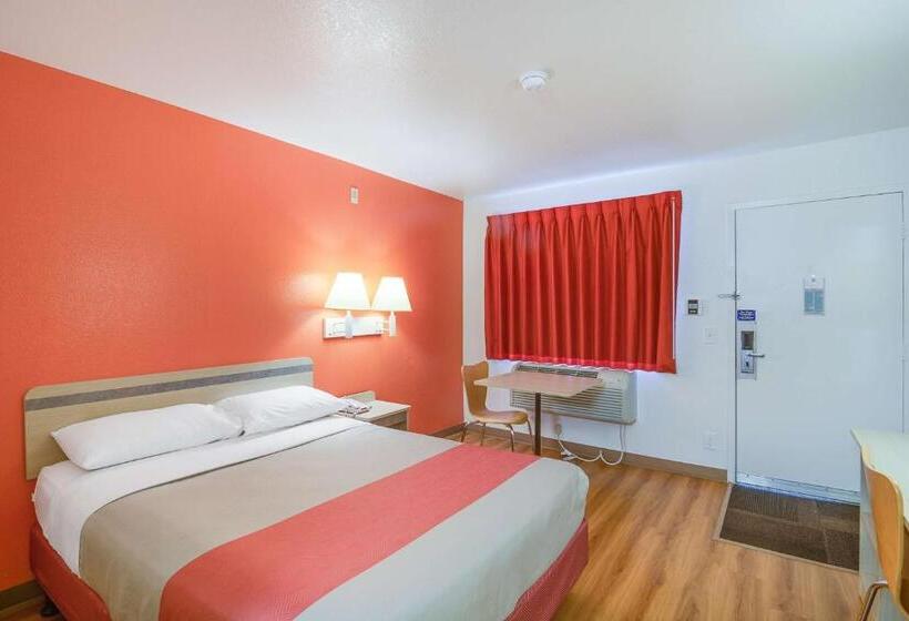 Номер Стандарт Адаптированный для Инвалидов, Motel 6rolling Meadows, Il  Chicago Northwest