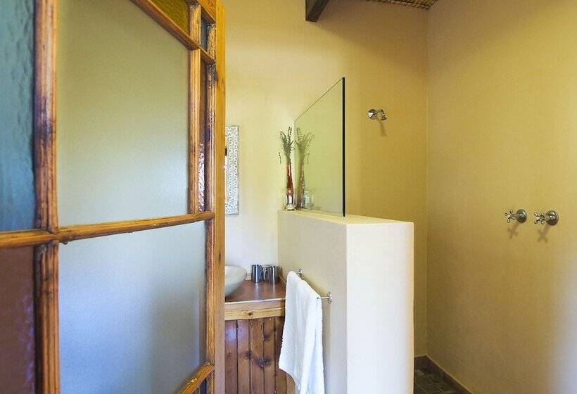 Семейный Номер, At The Woods Guest House