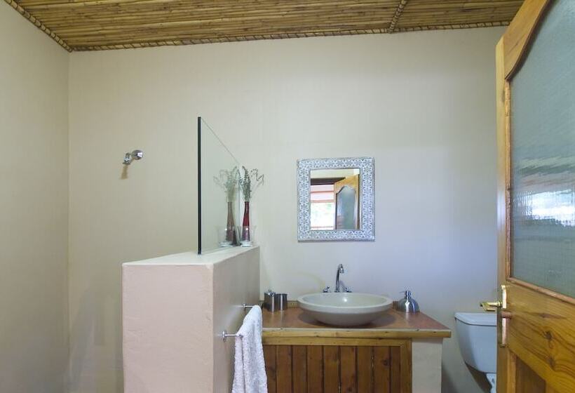 Номер Стандарт Трехместный, At The Woods Guest House