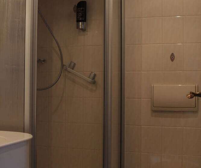 标准间, Pohl S Rheinhotel Adler
