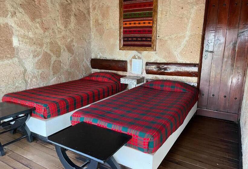 ویلای استاندارد 3 خوابه, Monteverde