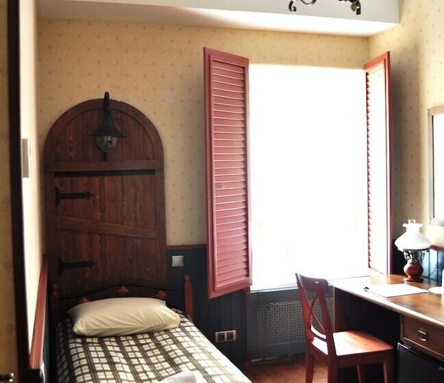 Quarto Estandar Individual, Guest House Ognivo