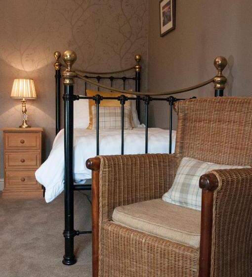 Номер Стандарт Трехместный, The Poplars Rooms & Cottages