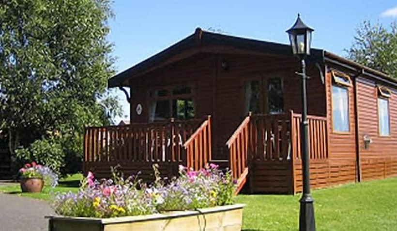 Шале 1 Спальня, The Poplars Rooms & Cottages