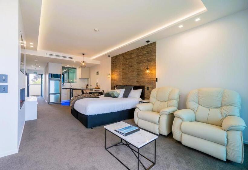 Студия Премиум, Fiordland Lakeview Motel And Apartments