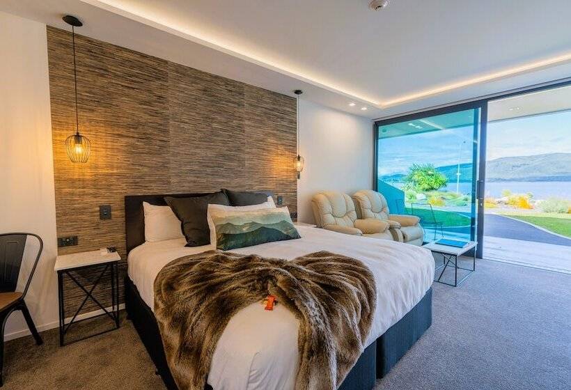 Студия Премиум, Fiordland Lakeview Motel And Apartments