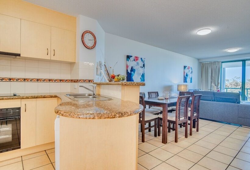דירת 2 חדרים נוף לים, Grand Palais Boolarong Beachside Apartments