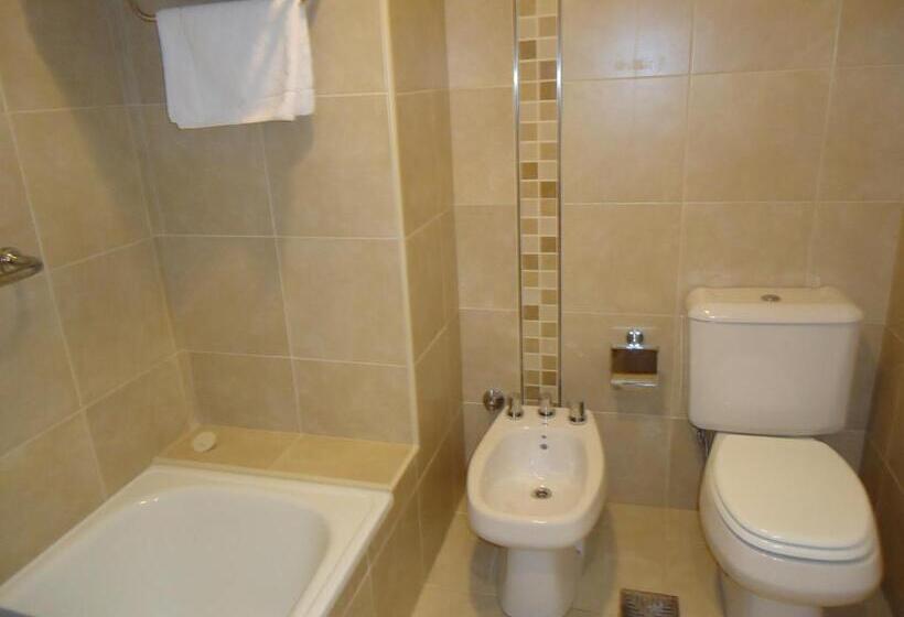 اتاق اجرایی یک تخته, Puerto Amarras Hotel & Suites