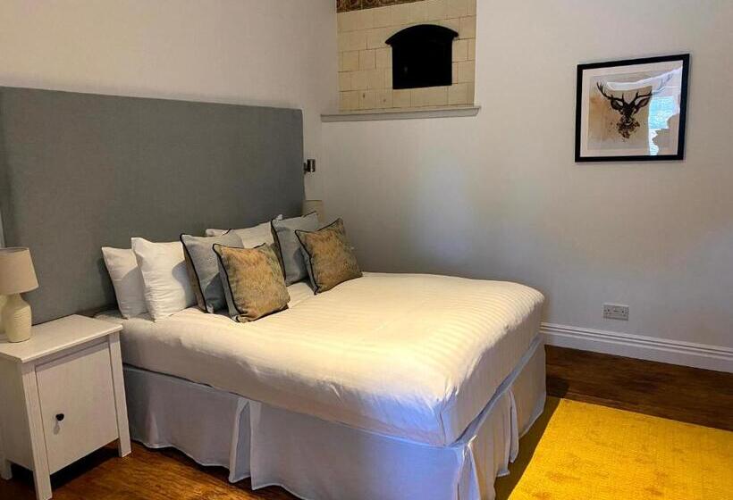 Номер Deluxe, Shieldhill Castle