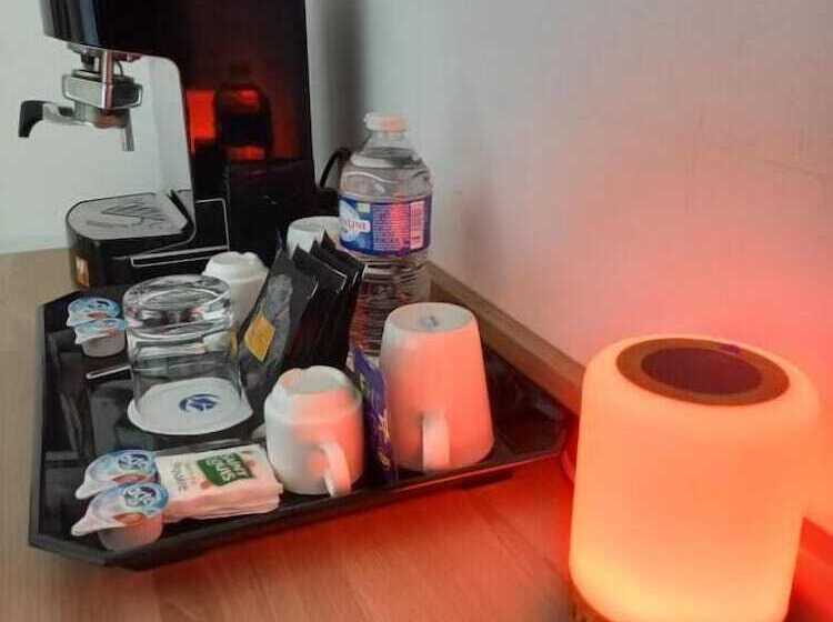 استودیوی سوپریور, Twenty Business Flats Lille Grand Stade