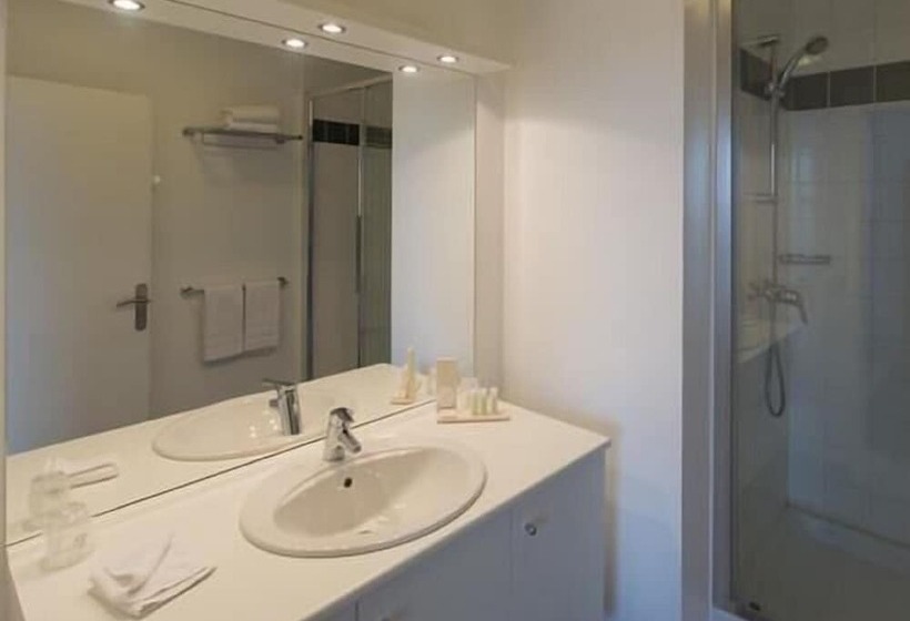 استودیوی سوپریور, Twenty Business Flats Lille Grand Stade