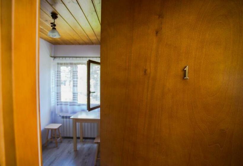 Quarto Triplo Estandar, Nad Zalewem