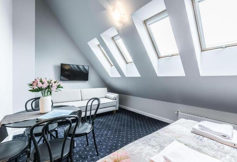 سوییت جونیور, Serenity Residence   Old Town Poznan By Friendly Apartments