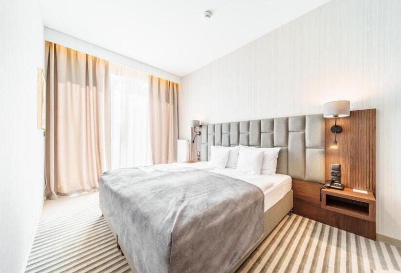 Номер Superior с Балконом, Elements Hotel&spa