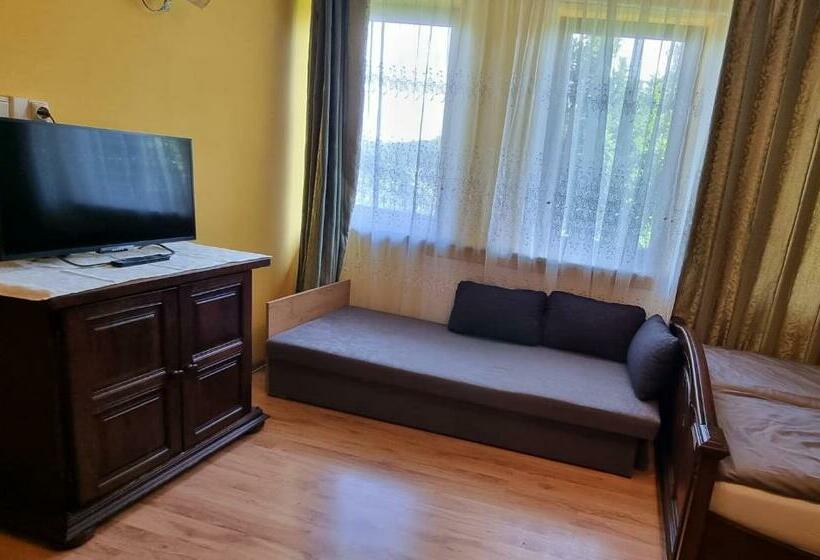 آپارتمان 1 خوابه با چشم‌انداز باغ, Mountain House