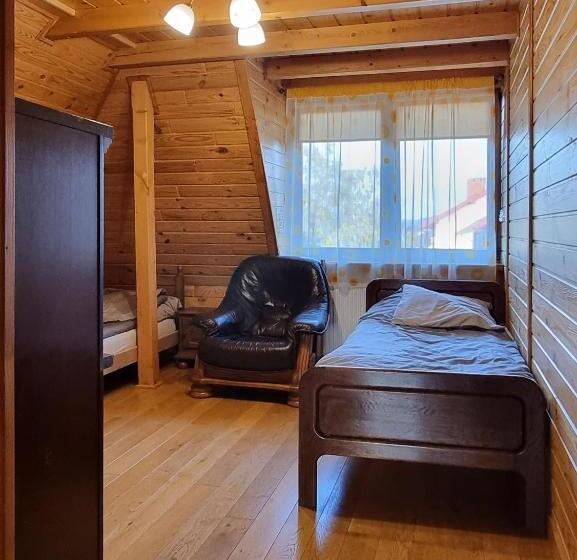 اتاق استاندارد سه تخته با چشم‌انداز باغ, Mountain House