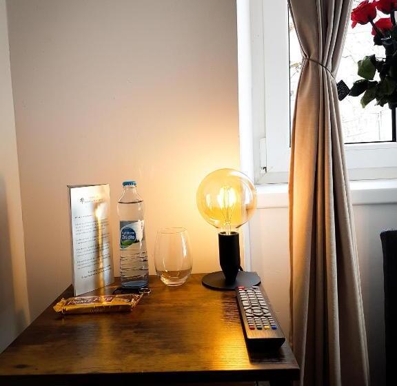 غرفة أساسية فردية, Topolove Rooms & Apartments