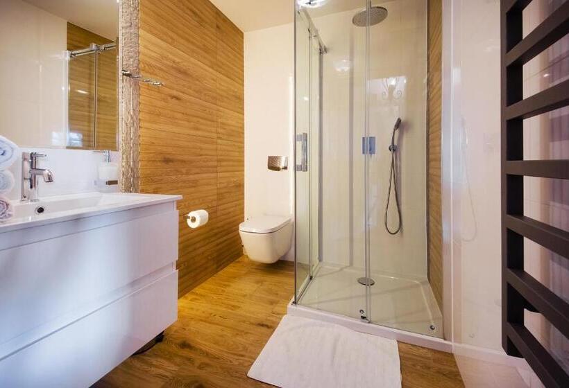 Четырехместный Номер Стандарт, Eco Villa Grand Karpatia Ski&spa