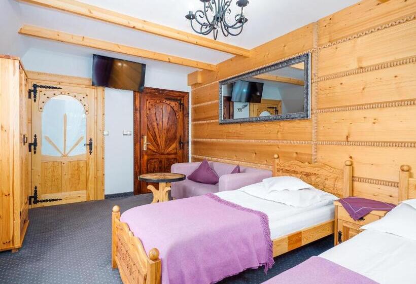 Трехместный Номер Стандарт с Балконом, Eco Villa Grand Karpatia Ski&spa