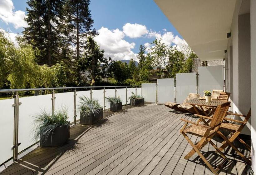 آپارتمان 1 خوابه با چشم‌انداز, Mountain Apartments Jagiellońska Residence