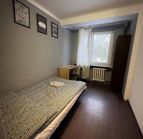 اتاق استاندارد, Kwadrat B&b Jałowego