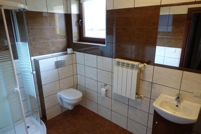 اتاق خانوادگی, Apartamenty U Ani