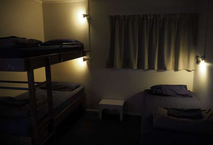 Quarto Estandar, Tasman Bay Backpackers