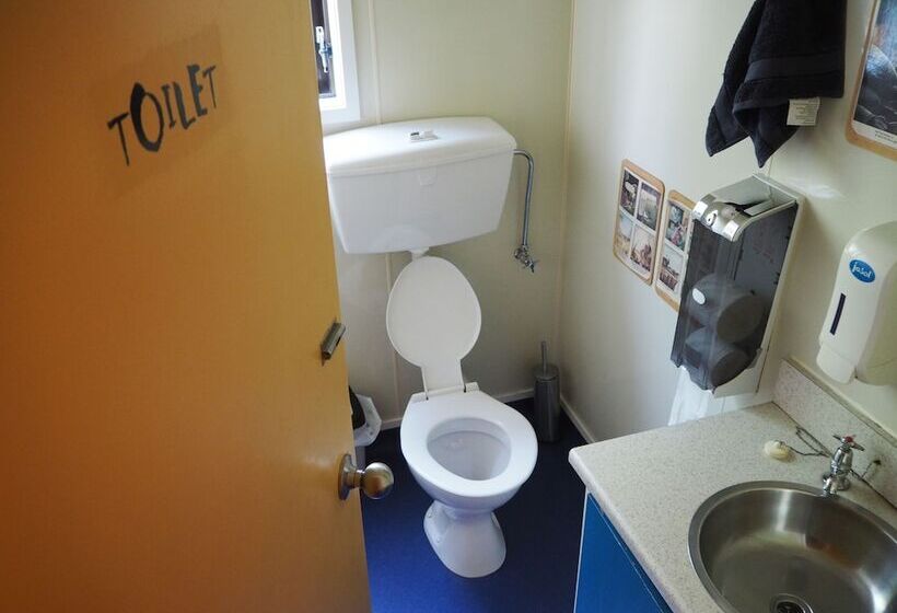 Cama em Quarto Compartilhado, Tasman Bay Backpackers