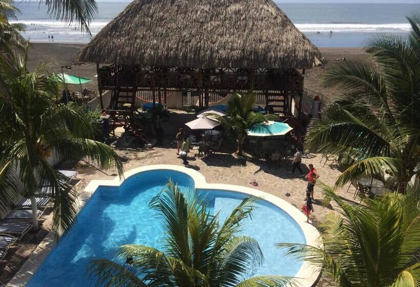 اتاق استاندارد با چشم‌انداز استخر, Sabas Beach Resort