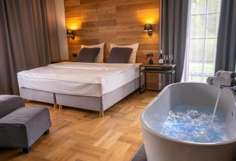 Апартаменты 1 Спальня, Caryńska Resort & Spa