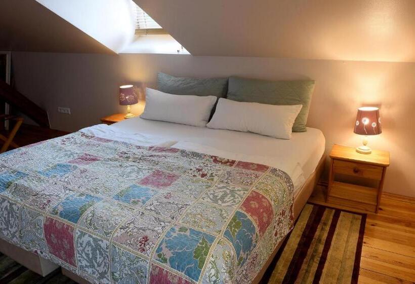 Студия Стандарт, Guest House Wiejska Sielanka