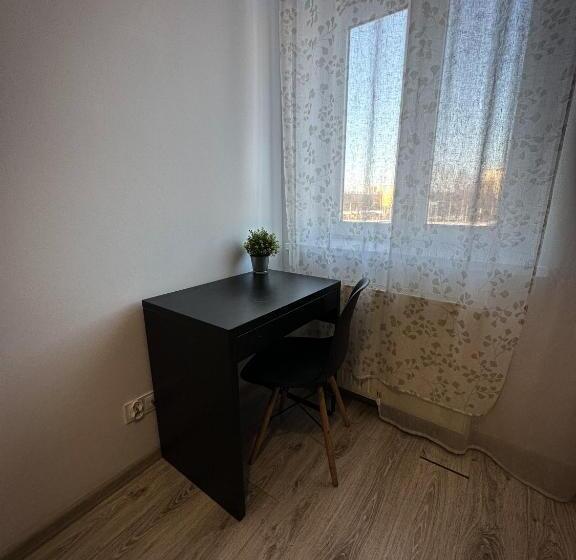 اتاق استاندارد, Kwadrat Apartamenty Grottgera