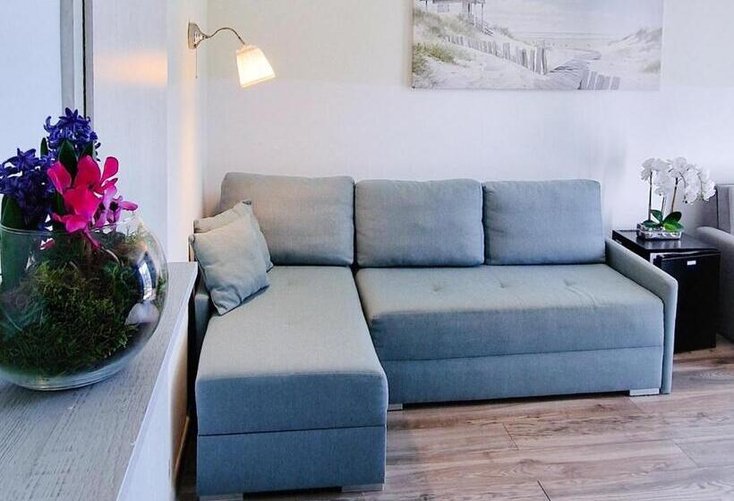 Quarto Familiar, Pensjonat Alka