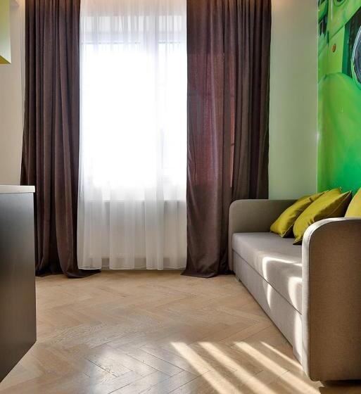 1 Bedroom Premium Apartment City View, Saint Thomas Corner   By Upstairs