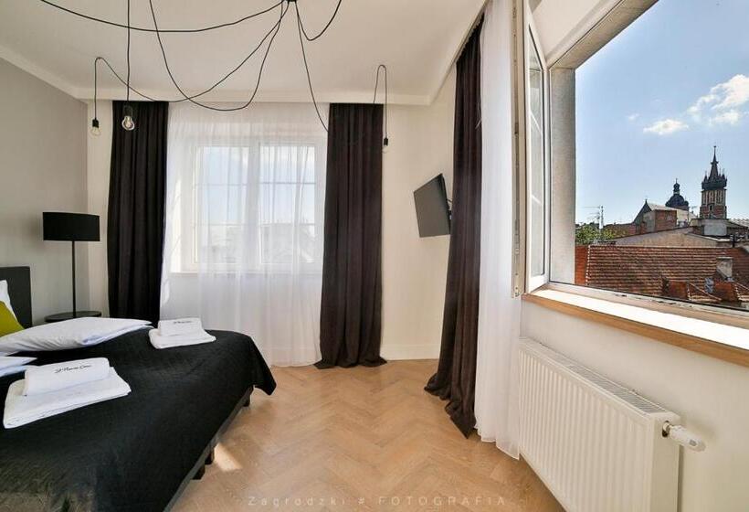 1 Bedroom Premium Apartment City View, Saint Thomas Corner   By Upstairs