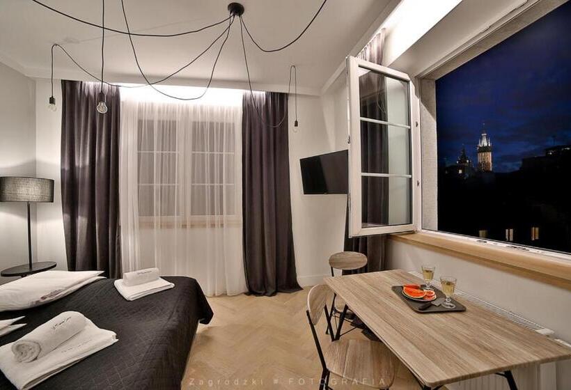1 Bedroom Premium Apartment City View, Saint Thomas Corner   By Upstairs