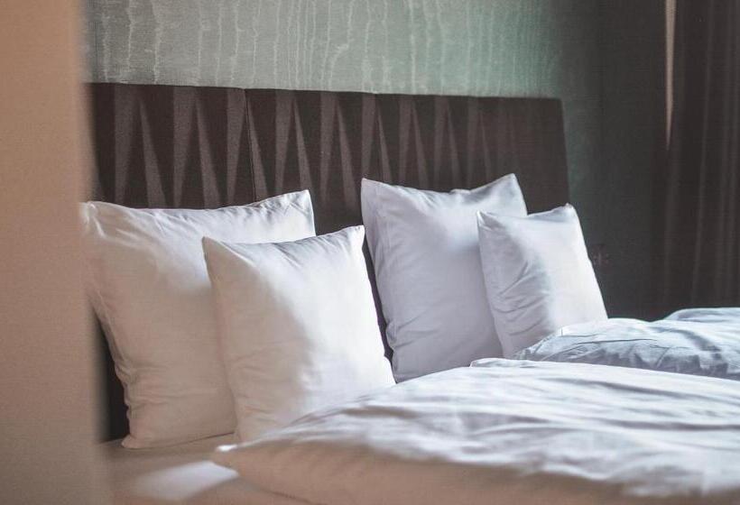 اتاق استاندارد, Sansara Apartments