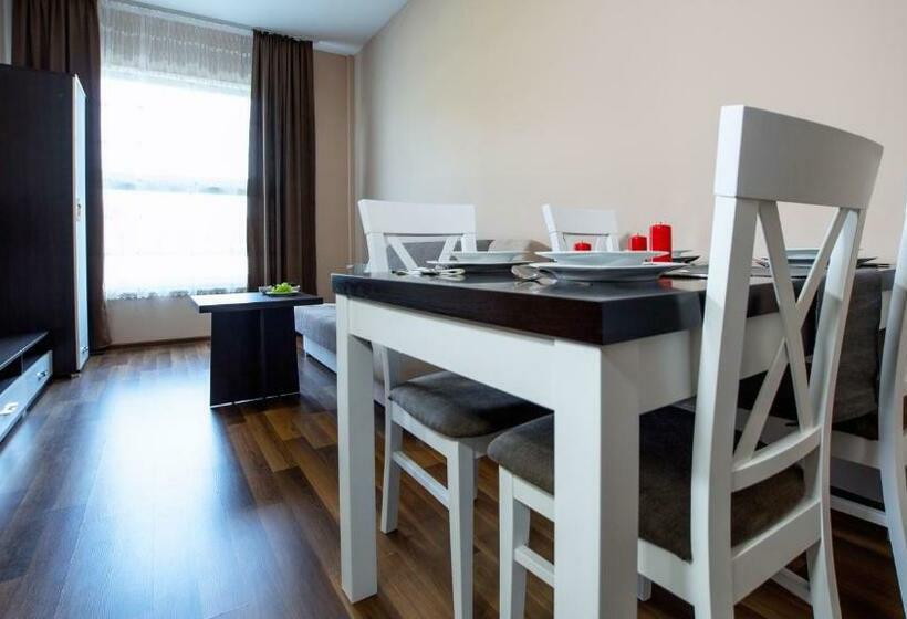 Люкс, Wesoła Apartamenty
