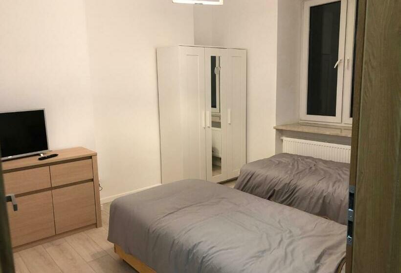 Apartamento 2 Dormitórios, A&b Willa Klaudyny