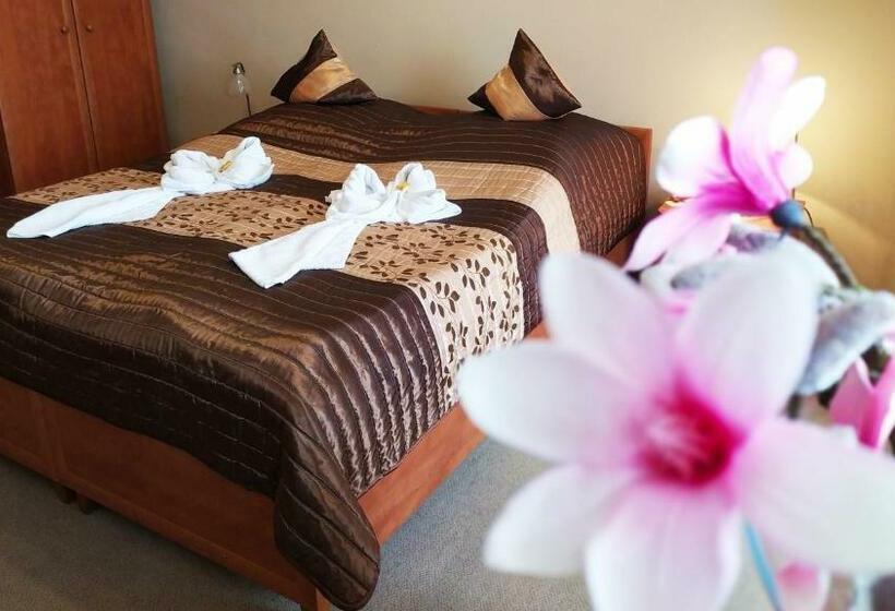 اتاق استاندارد اینتریور, Restauracja Kwisa 1