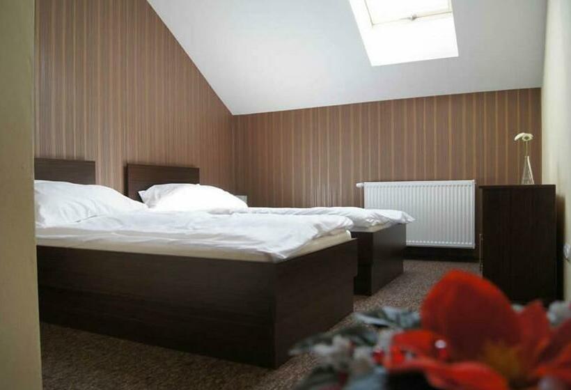 Номер Стандарт, Motel Restauracja Ballaton