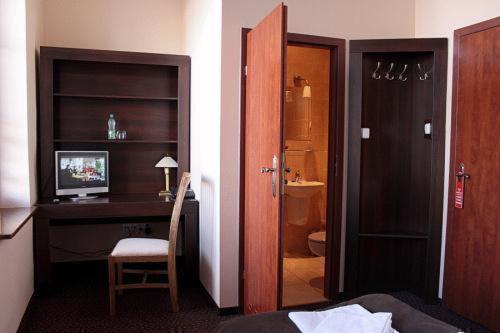 Номер Стандарт Индивидуальный, A  Propos Hotel, Restauracja, Club