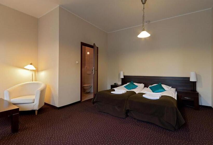 Номер Премиум, A  Propos Hotel, Restauracja, Club