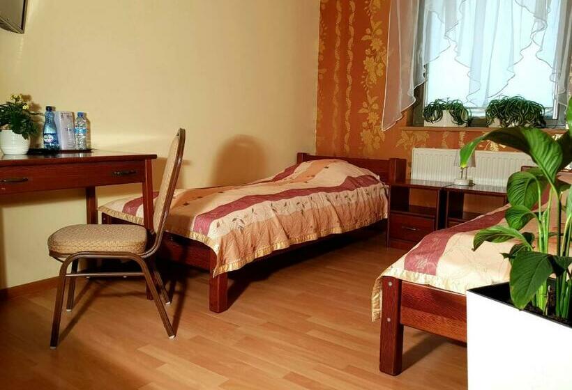 اتاق استاندارد, Restauracja Hotel Przystan