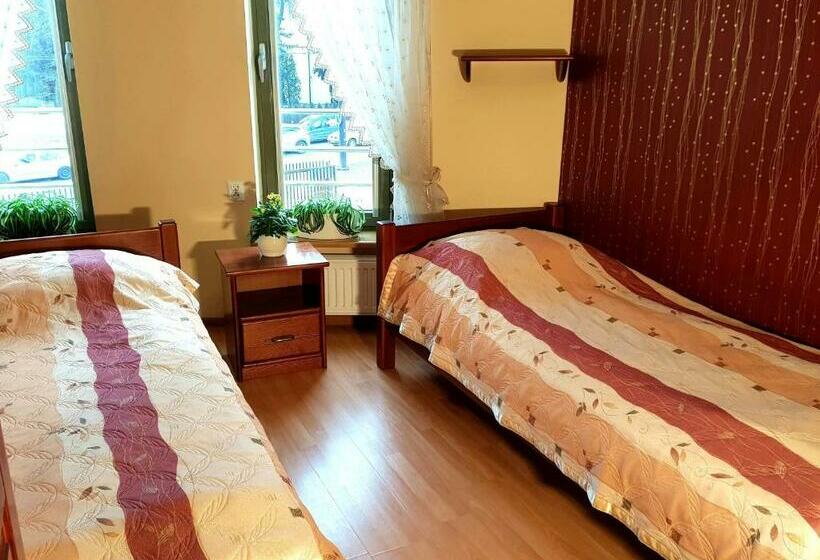 اتاق استاندارد, Restauracja Hotel Przystan