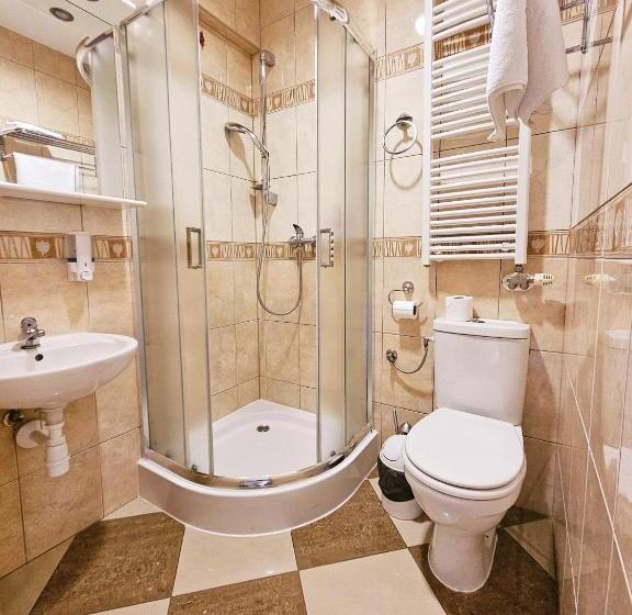 اتاق استاندارد, Restauracja Hotel Przystan