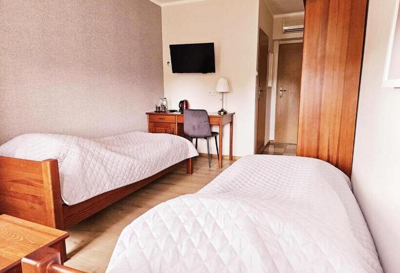اتاق استاندارد, Restauracja Hotel Przystan