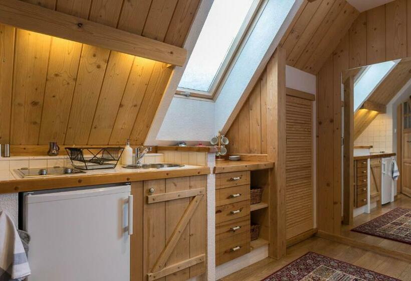 آپارتمان 1 خوابه, Bambi Cottage