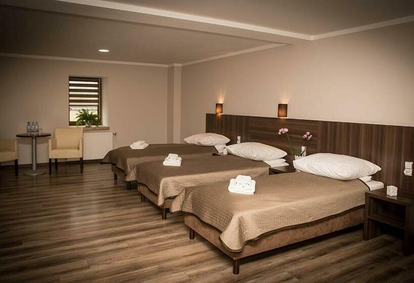 Трехместный Номер Комфорт, Apartamentowiec Kuźniar