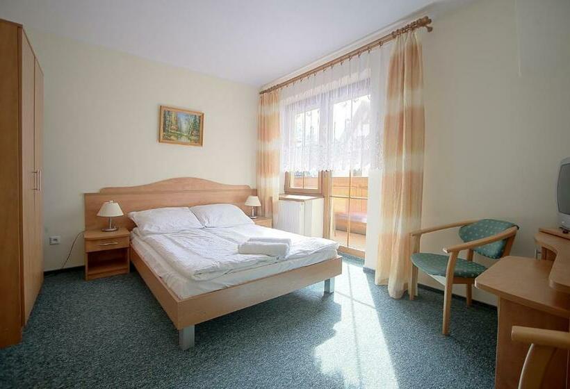 Quarto Estandar, Willa Park